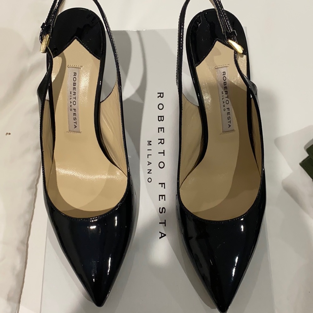 Black patent sling back pumps